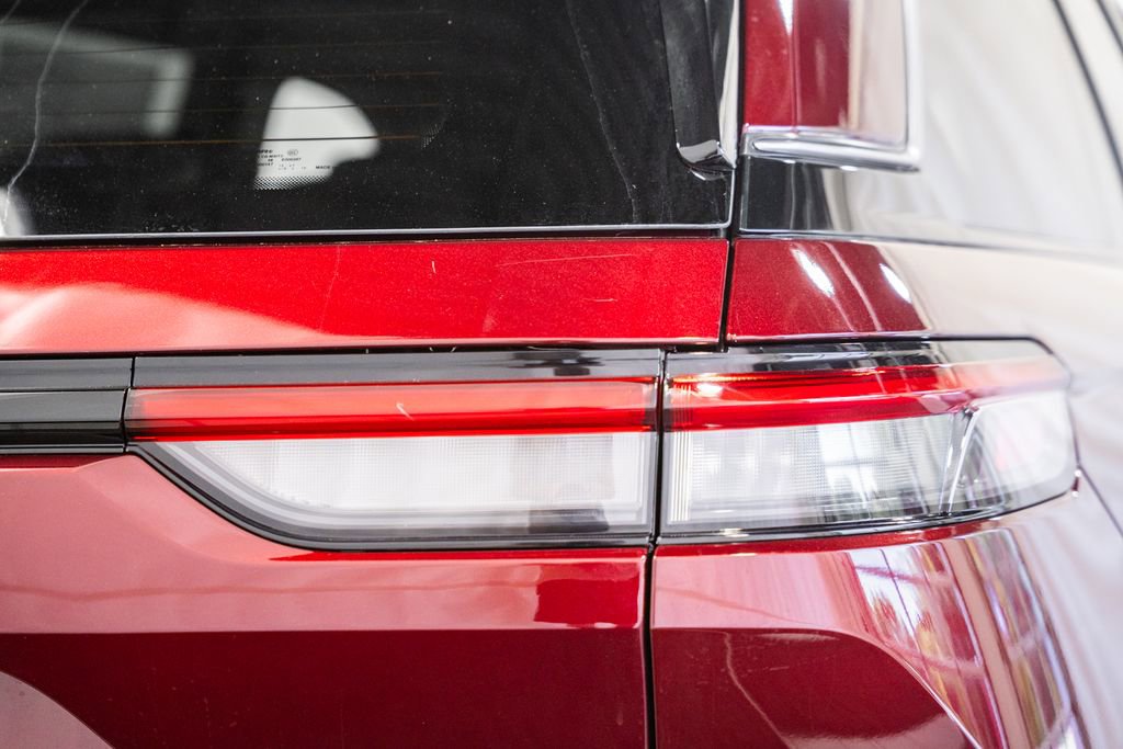 New 2026 Jeep Grand Cherokee Limited AWD/4WD image 6