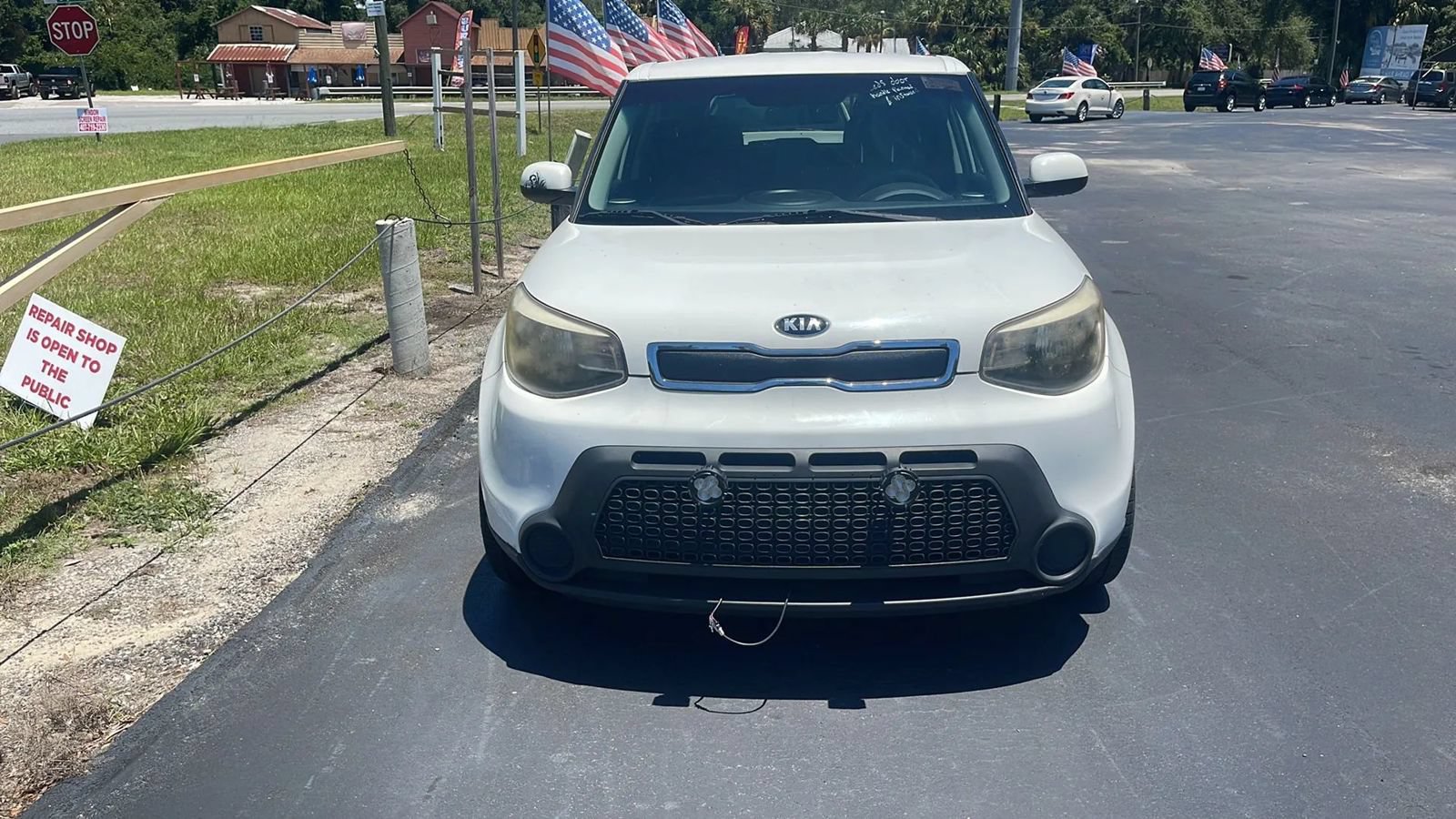 Used 2015 Kia Soul FWD image 2