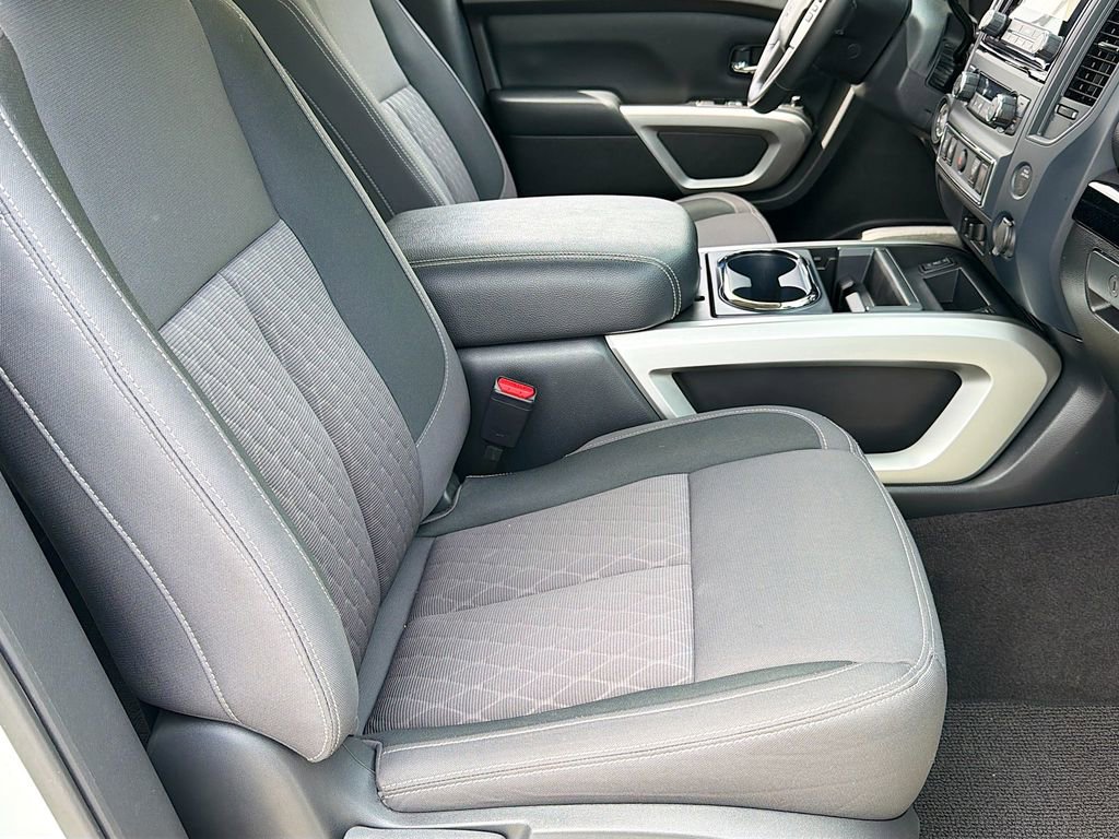 Certified 2024 Nissan Titan SV w/ SV Convenience Package RWD image 29
