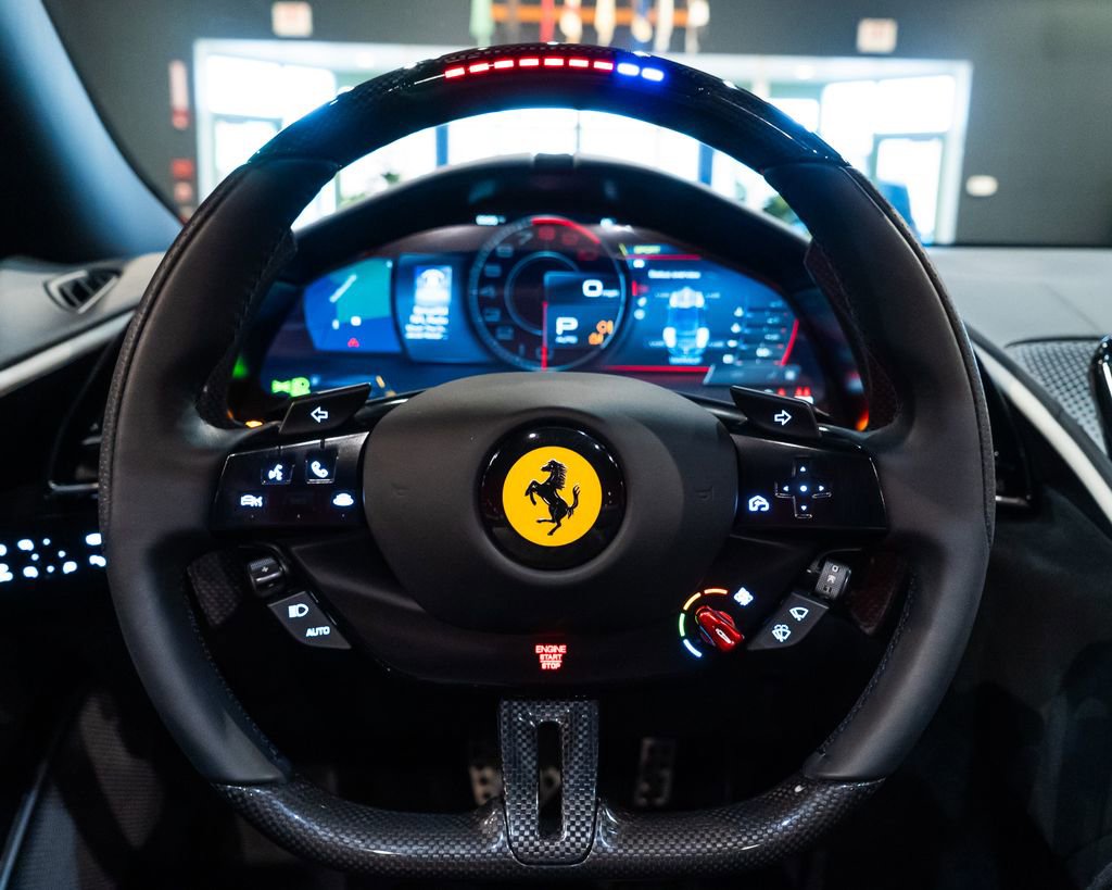 Used 2024 Ferrari Roma Spider image 5