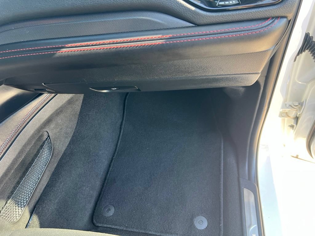 Certified 2023 Dodge Durango R/T RWD image 13