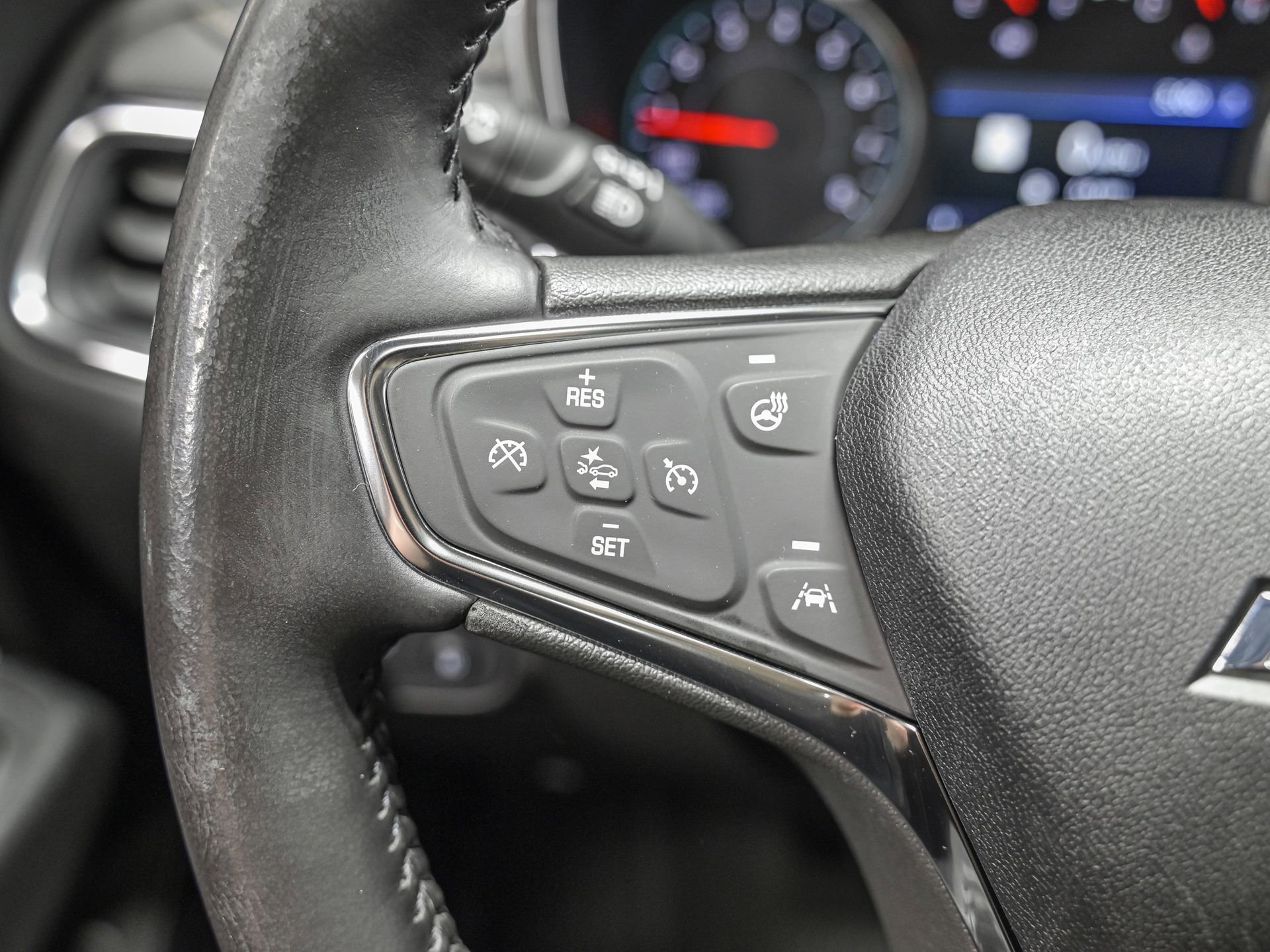 Used 2021 Chevrolet Equinox Premier image 21