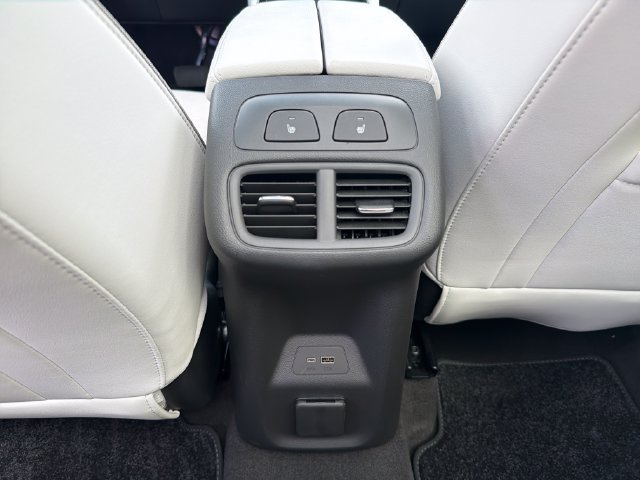 Used 2025 Buick Envision Avenir AWD/4WD image 27