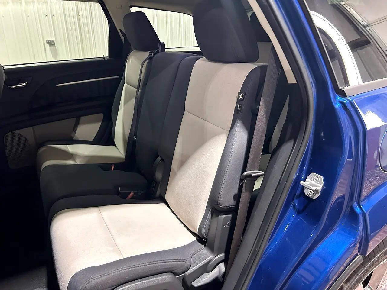 Used 2009 Dodge Journey SXT w/ Chrome Appearance Group FWD image 7