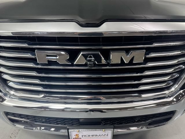 Used 2025 RAM 1500 Laramie AWD/4WD image 26