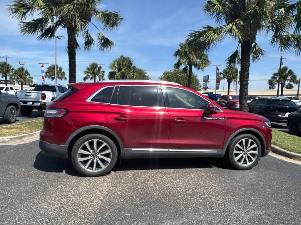 Used 2019 Lincoln Nautilus Select FWD image 7