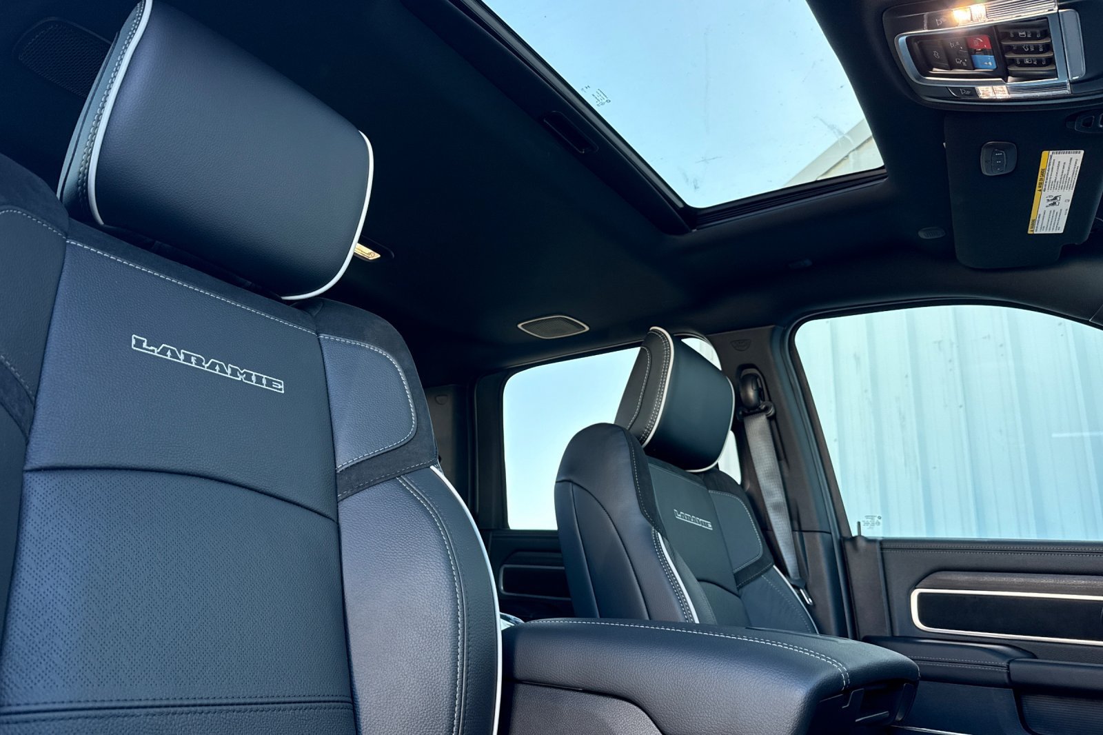 New 2026 RAM 3500 Laramie AWD/4WD image 16