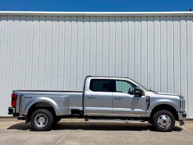 Certified 2024 Ford F350 Lariat w/ Chrome Package image 7