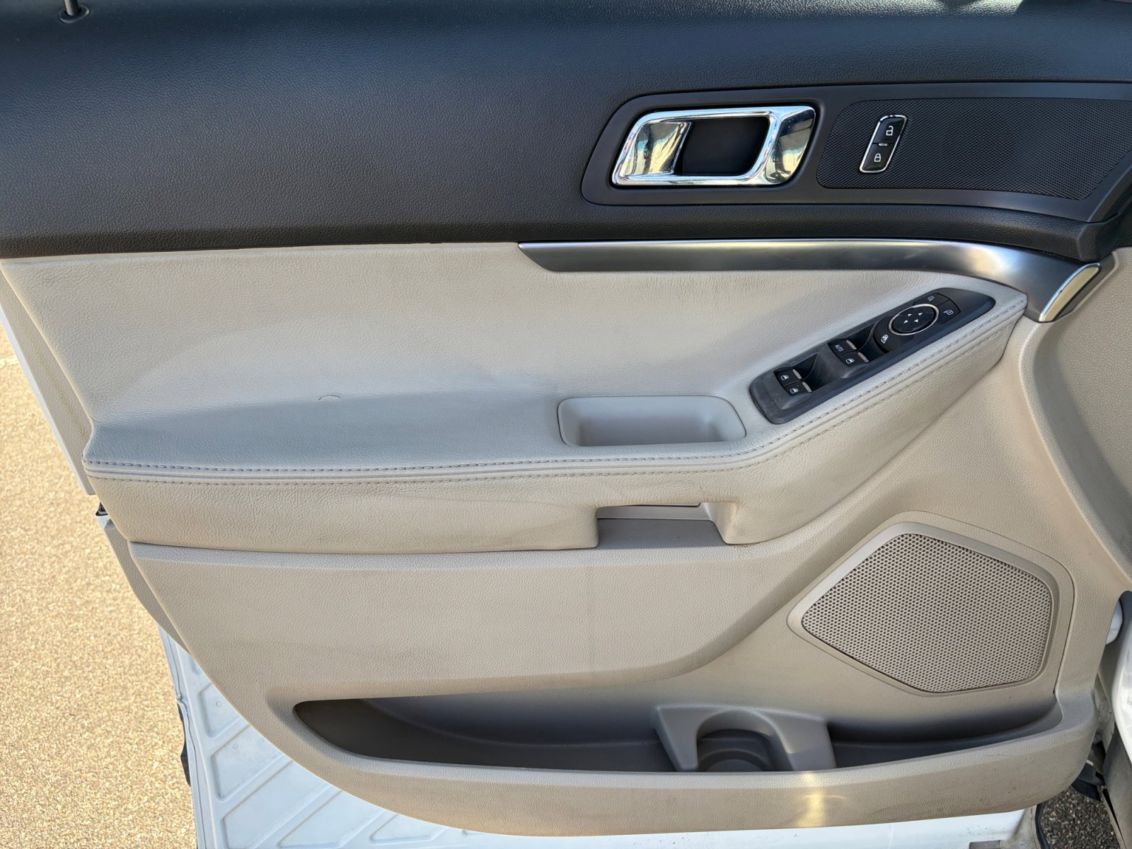 Used 2013 Ford Explorer FWD image 13