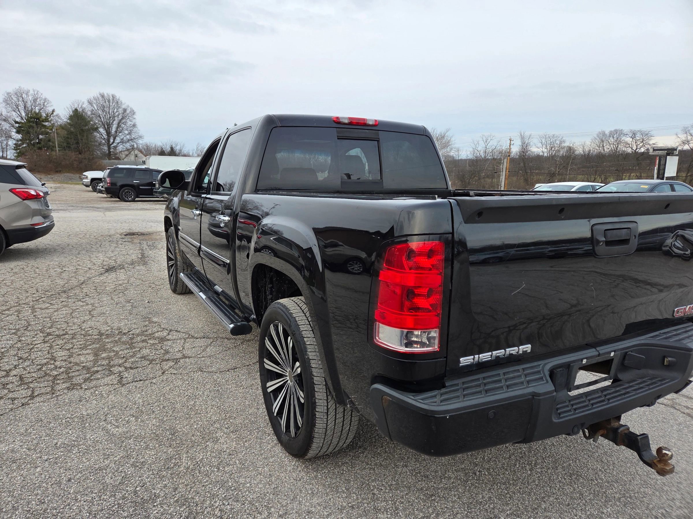 Used 2013 GMC Sierra 1500 Denali image 6