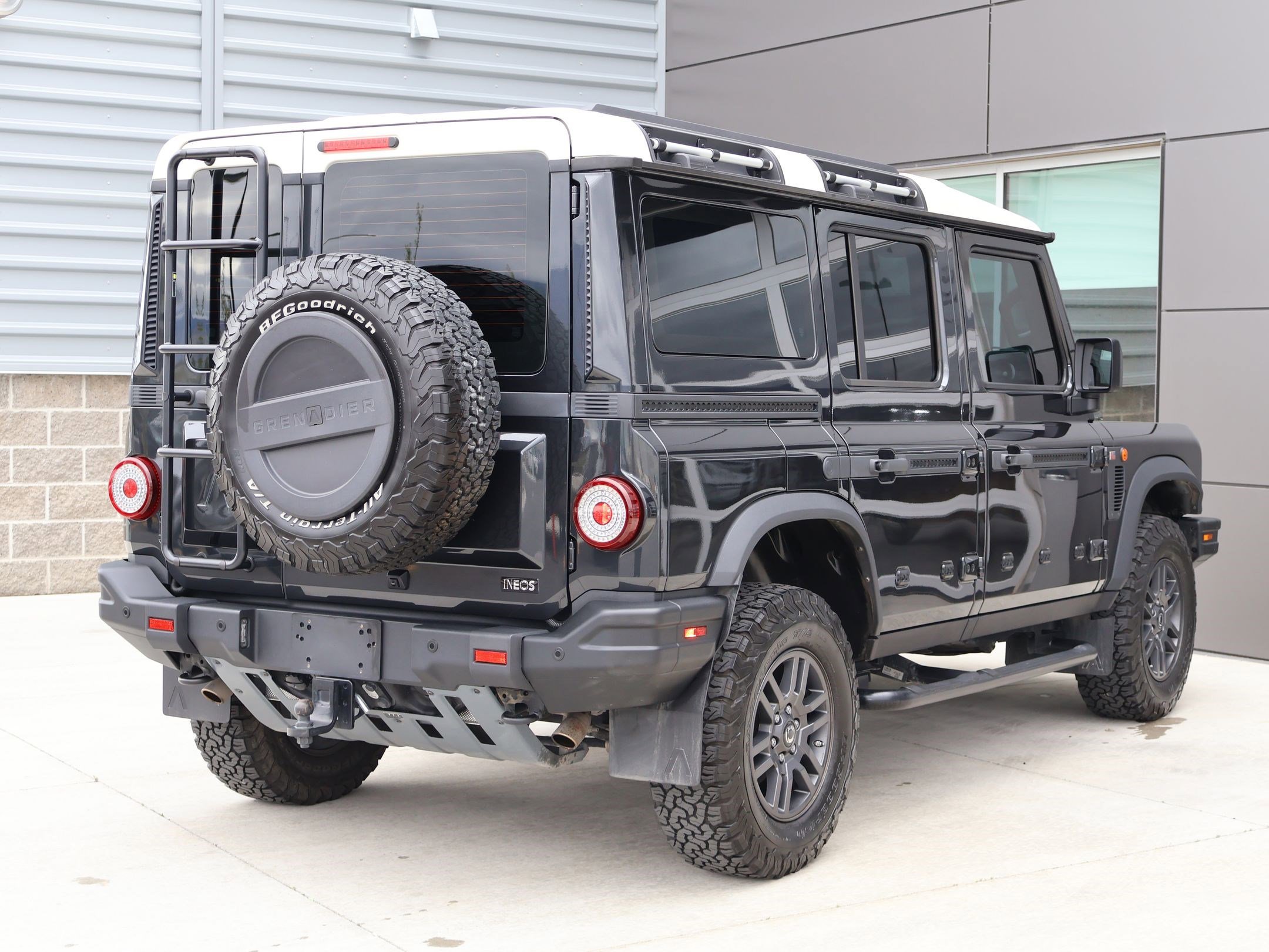 Used 2024 INEOS Grenadier AWD/4WD image 5