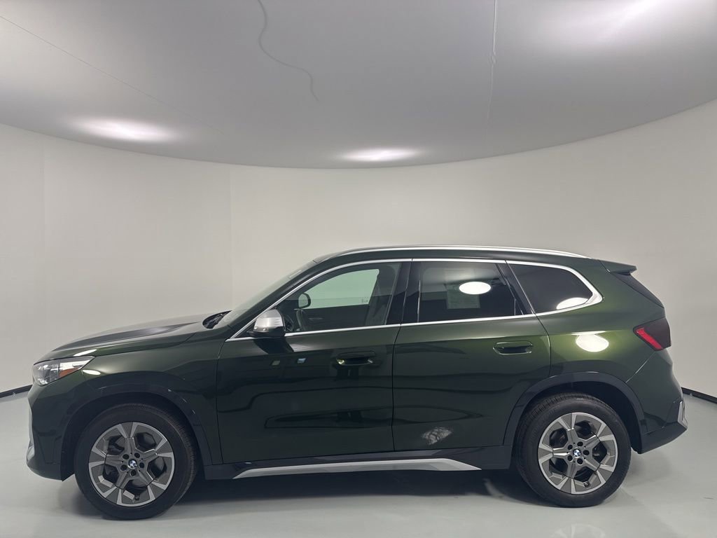 Certified 2023 BMW X1 xDrive28i w/ Convenience Package AWD/4WD image 4