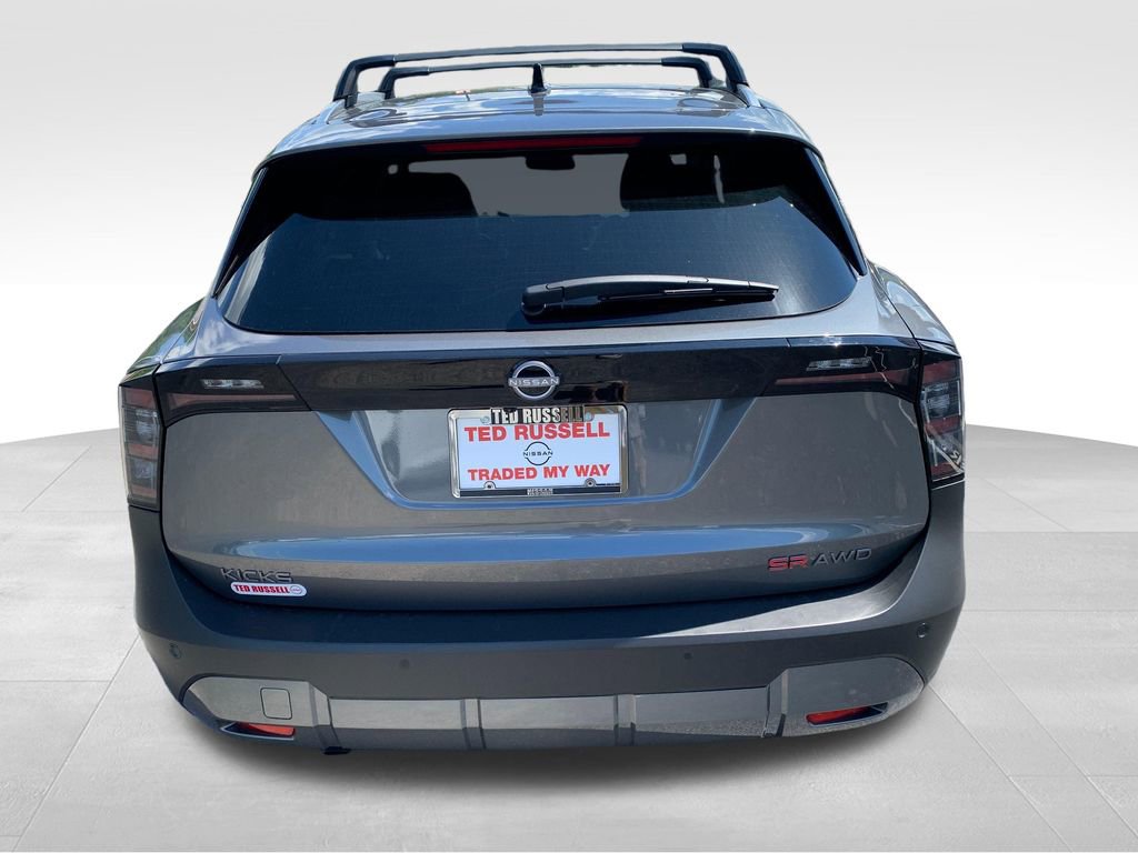 Used 2026 Nissan Kicks SR w/ Cold Weather Package AWD/4WD image 5
