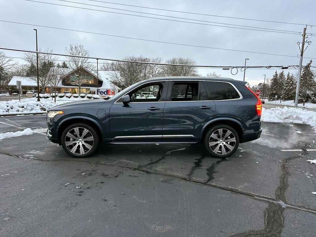 Used 2025 Volvo XC90 T8 Ultra image 4