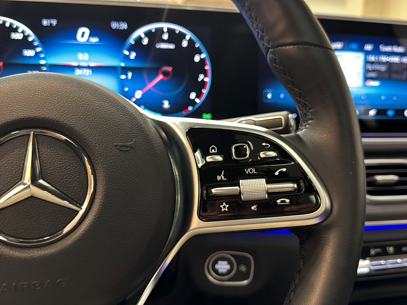Certified 2023 Mercedes-Benz GLE 350 4MATIC image 24