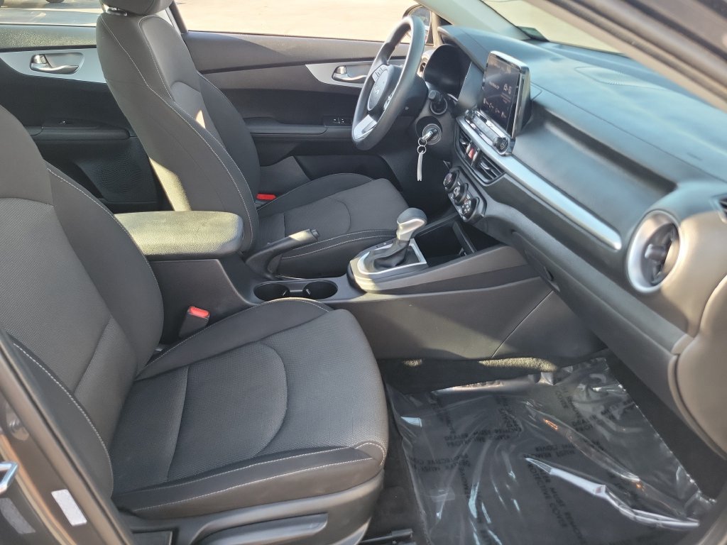 Used 2024 Kia Forte LX FWD image 19