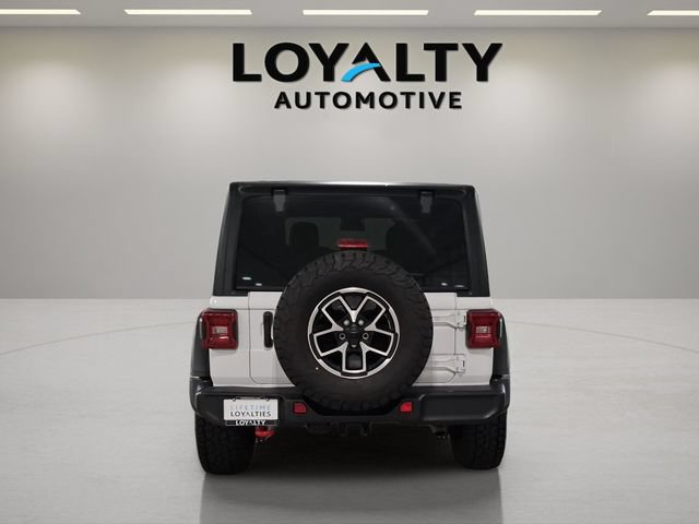Used 2024 Jeep Wrangler Unlimited Rubicon AWD/4WD image 4