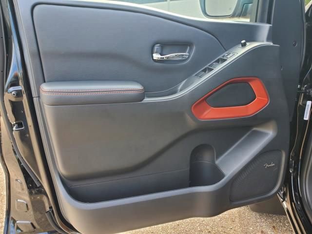 New 2025 Nissan Frontier PRO-4X w/ Pro Premium Package image 12