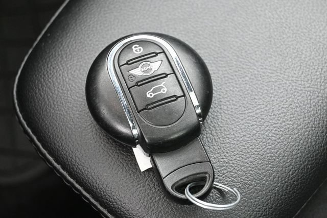 Used 2017 MINI Cooper S FWD image 13