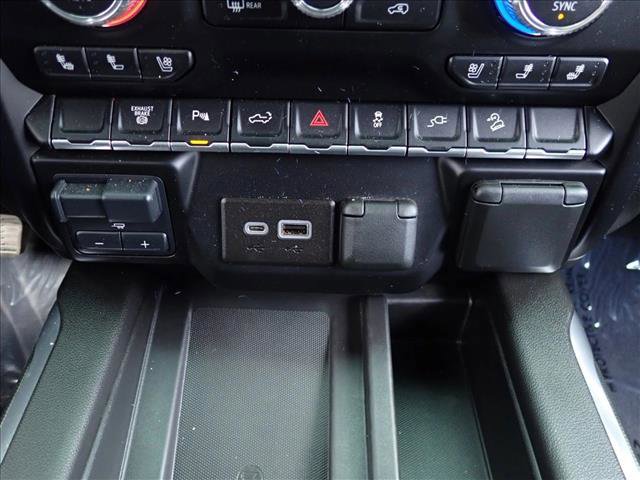 Used 2023 GMC Sierra 2500 AT4 w/ AT4 Preferred Package AWD/4WD image 21