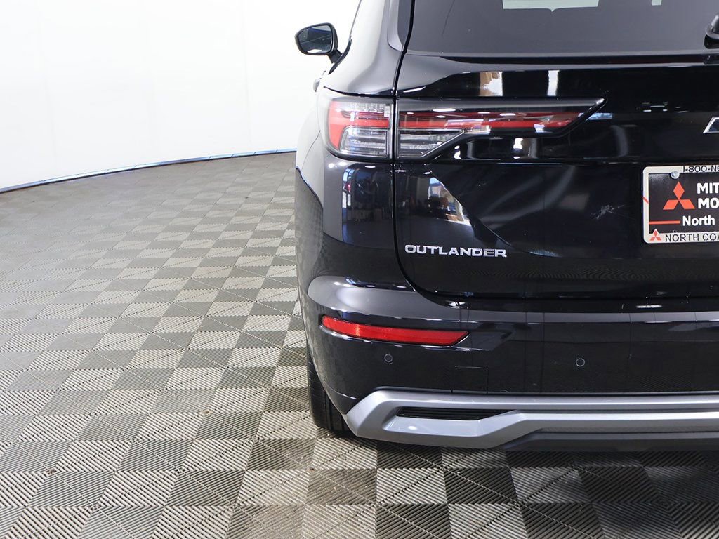 New 2025 Mitsubishi Outlander SEL AWD/4WD image 19