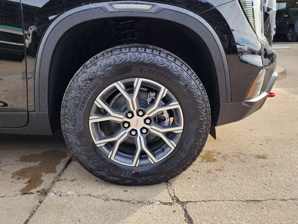 New 2026 GMC Acadia AT4 w/ Luxury Package image 55