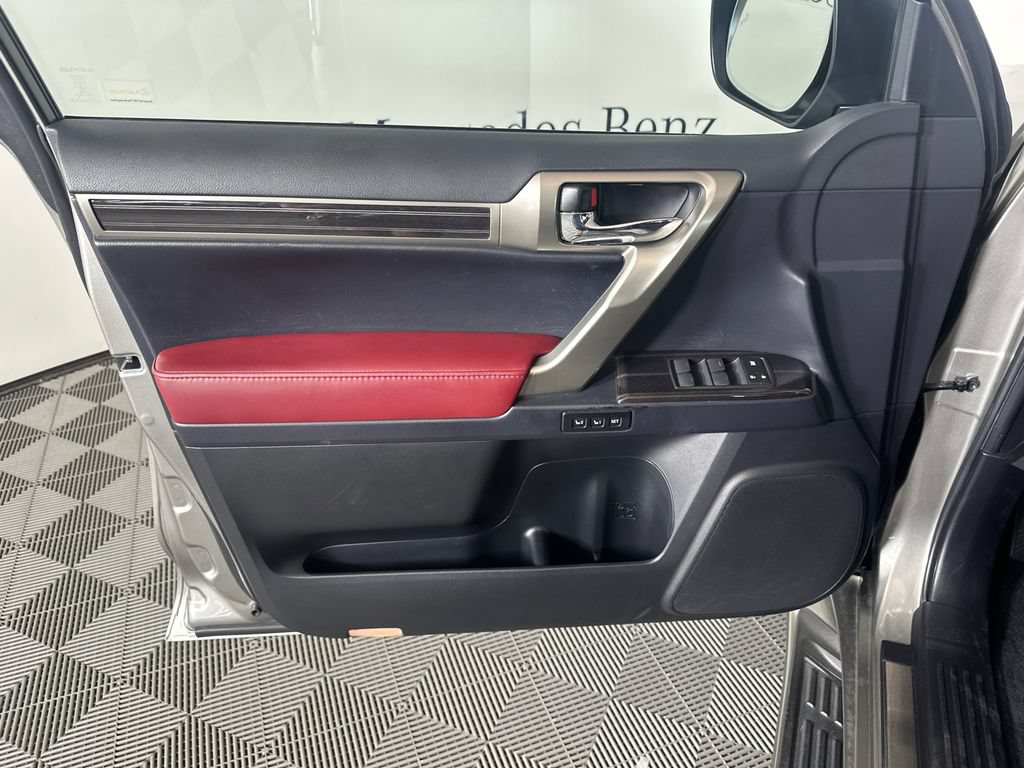 Used 2021 Lexus GX 460 Luxury w/ Accessory Package AWD/4WD image 10