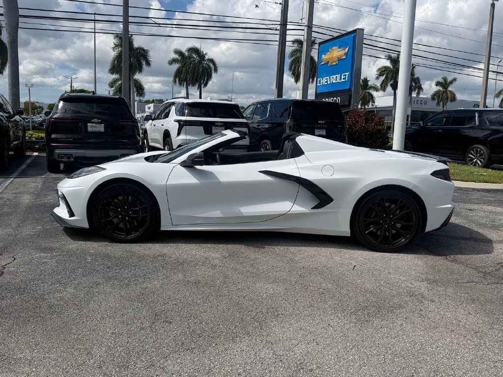 New 2027 Chevrolet Corvette Stingray Convertible w/ Z51 Performance Package RWD image 4