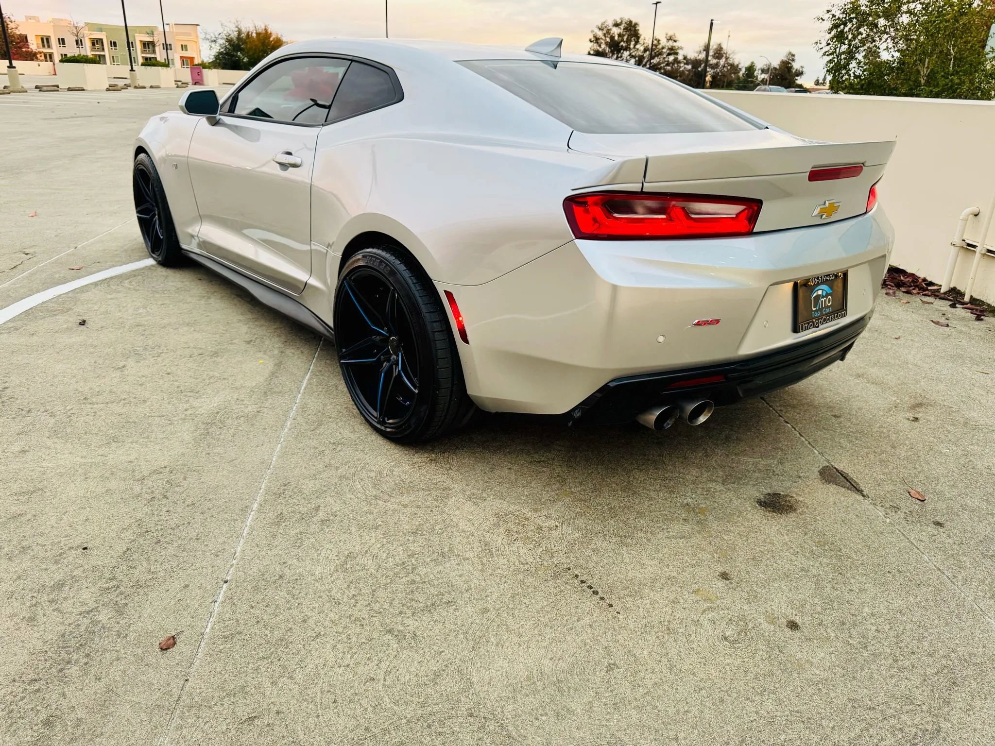 Used 2017 Chevrolet Camaro SS image 8