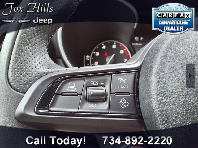 Used 2023 Alfa Romeo Stelvio Ti image 17