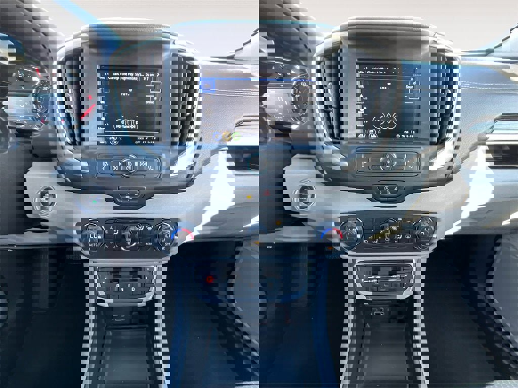 Used 2023 GMC Terrain SLE w/ Driver Convenience Package image 11