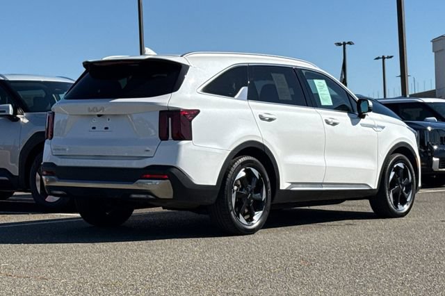 Certified 2025 Kia Sorento EX AWD/4WD image 5