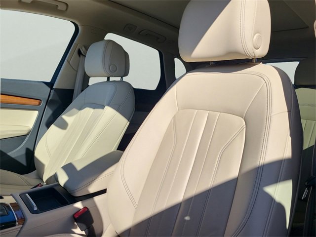 Used 2022 Audi Q5 2.0T Premium Plus image 24