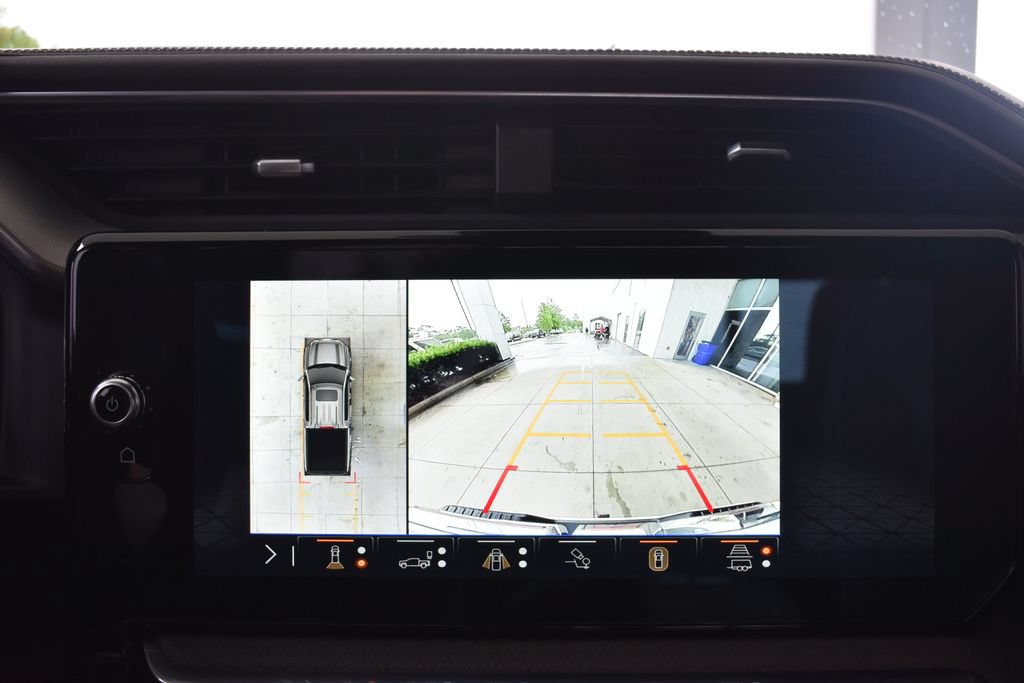 Used 2024 GMC Sierra 1500 Denali AWD/4WD image 19