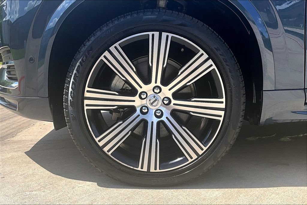 Used 2025 Volvo XC90 B6 Plus AWD/4WD image 11