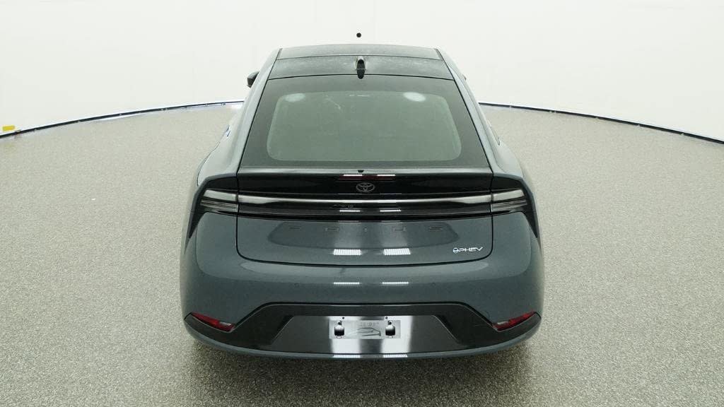 New 2026 Toyota Prius Plug-In Hybrid FWD image 7