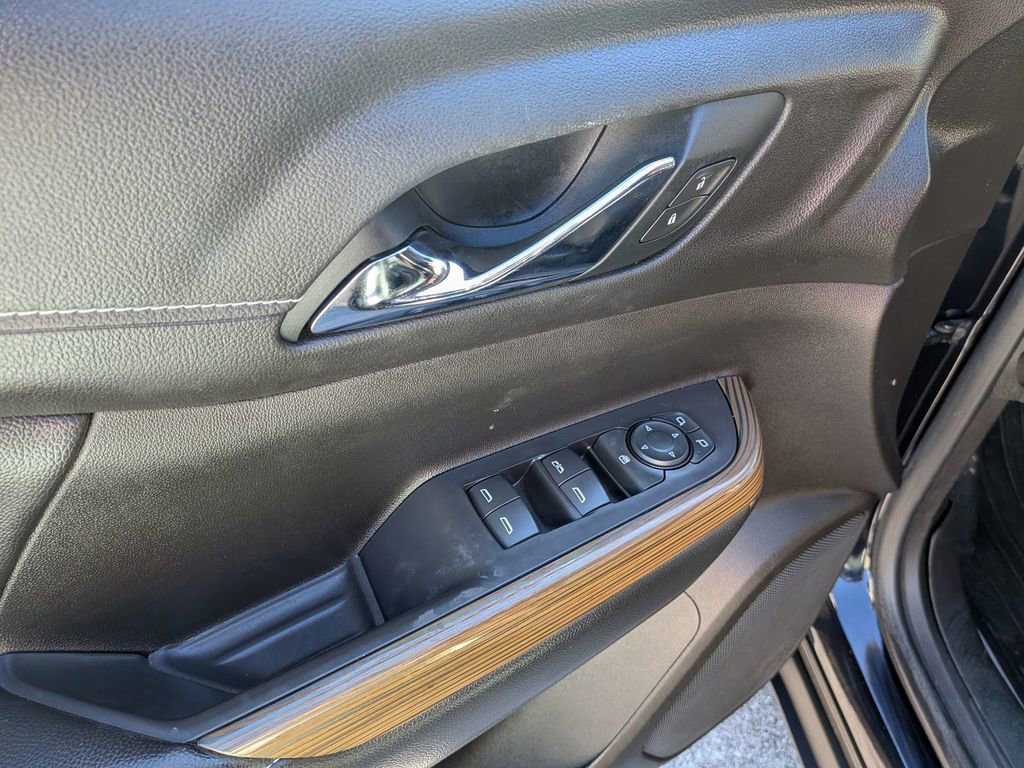 Used 2021 GMC Acadia SLE image 11