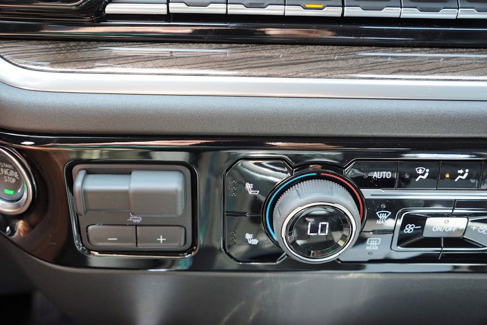 New 2026 Chevrolet Silverado 1500 LT w/ Convenience Package II image 14