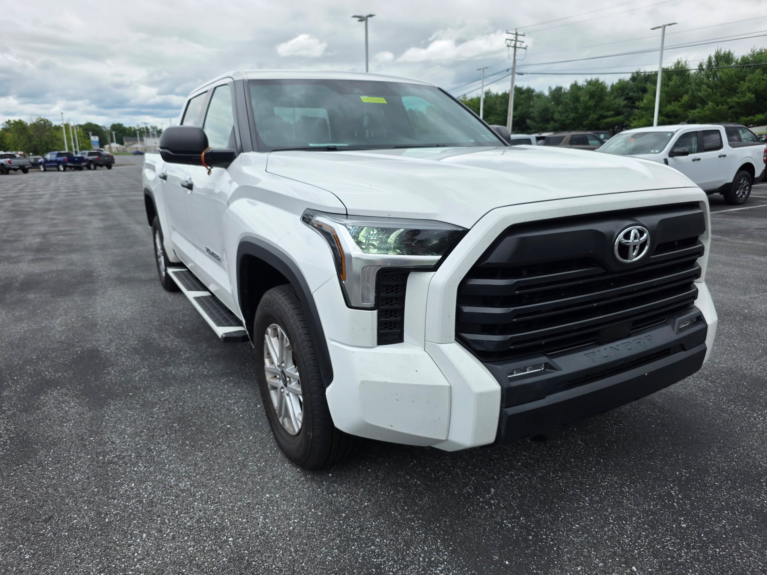 Used 2025 Toyota Tundra SR5 AWD/4WD image 6