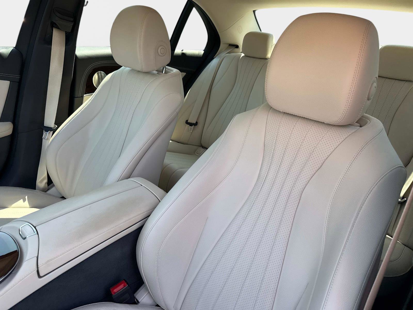 Used 2022 Mercedes-Benz E 350 Sedan image 20