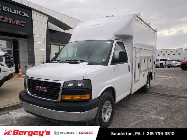 New 2026 GMC Savana 3500 w/ Power Convenience Package RWD image 1