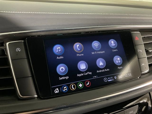 Used 2024 Buick Enclave Essence image 13