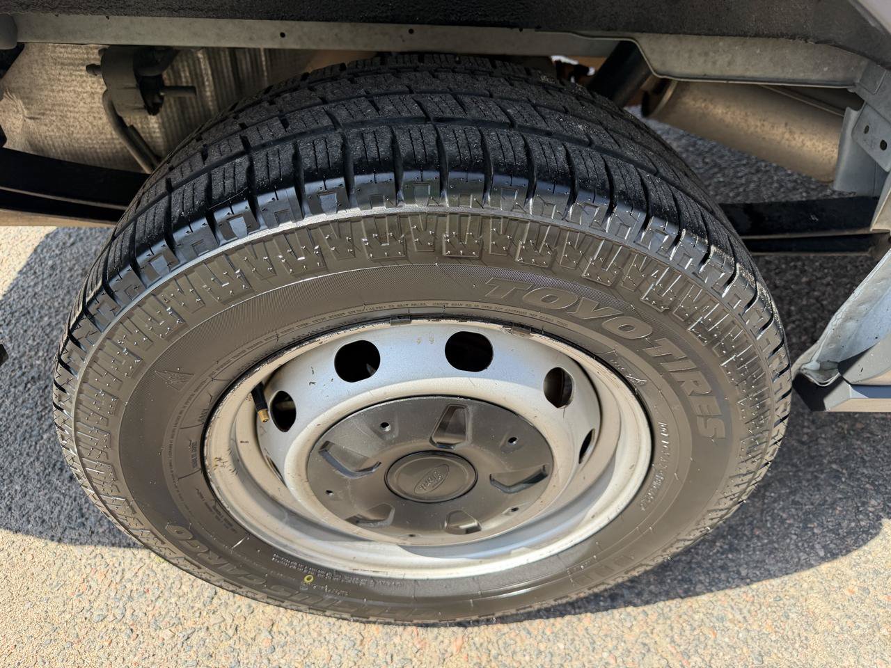 Used 2018 Ford Transit 250 130 Low Roof RWD image 35