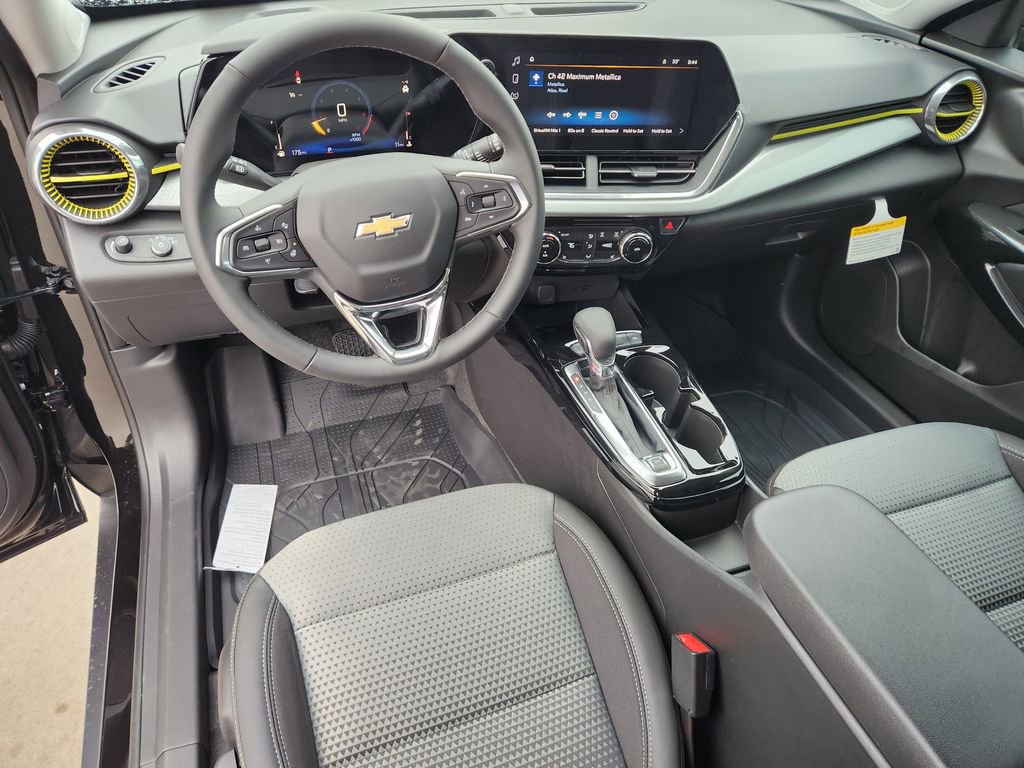 New 2026 Chevrolet Trax LT w/ Driver Confidence Package image 16