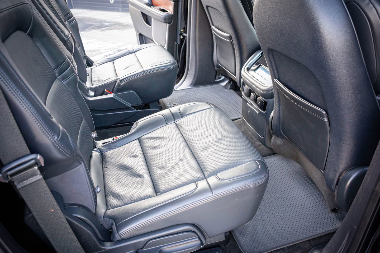 Used 2024 Lincoln Navigator Reserve image 36