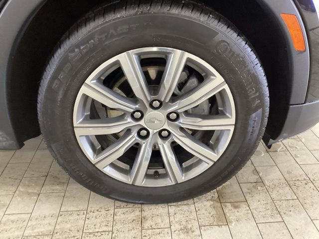 Used 2023 Cadillac XT4 Sport w/ Cold Weather Package AWD/4WD image 22