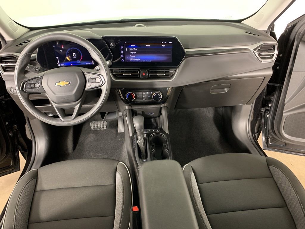 Used 2025 Chevrolet TrailBlazer LT image 31