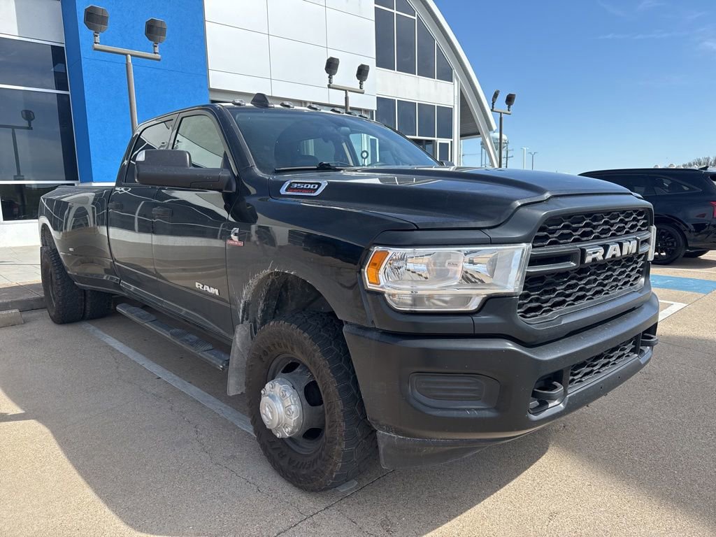 Used 2019 RAM 3500 Tradesman image 3