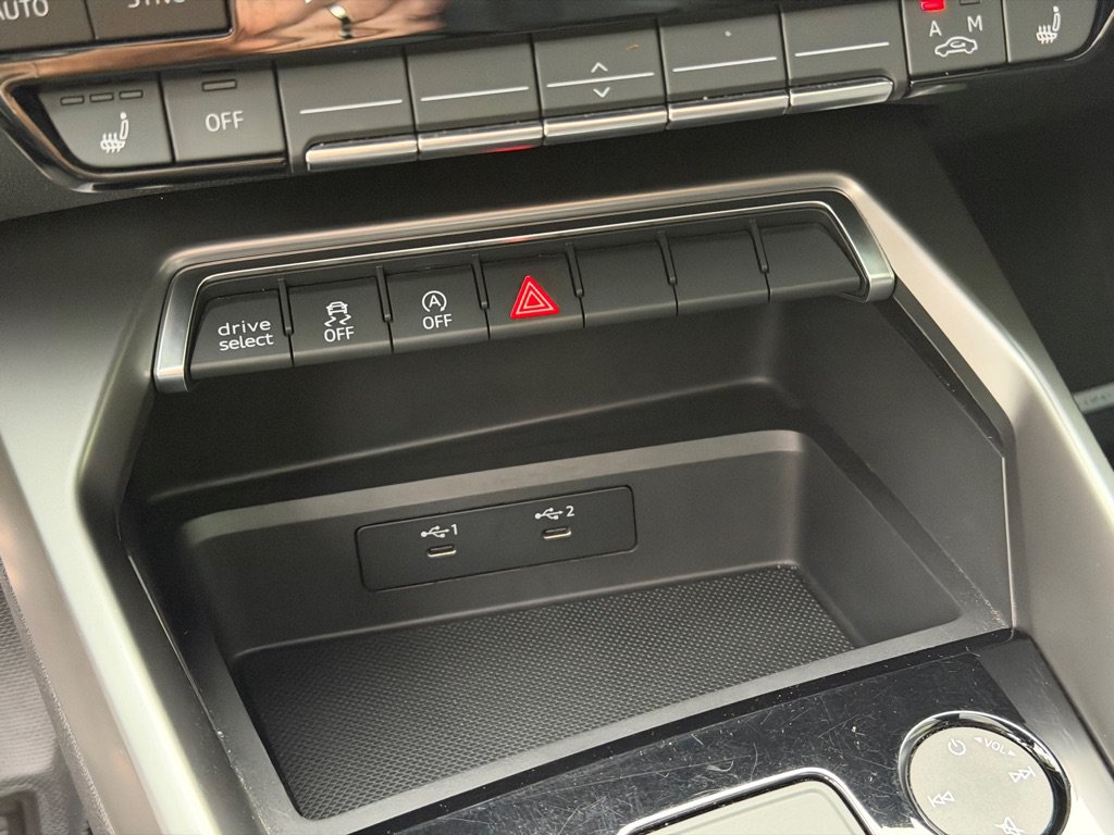 Used 2022 Audi S3 Premium AWD/4WD image 38
