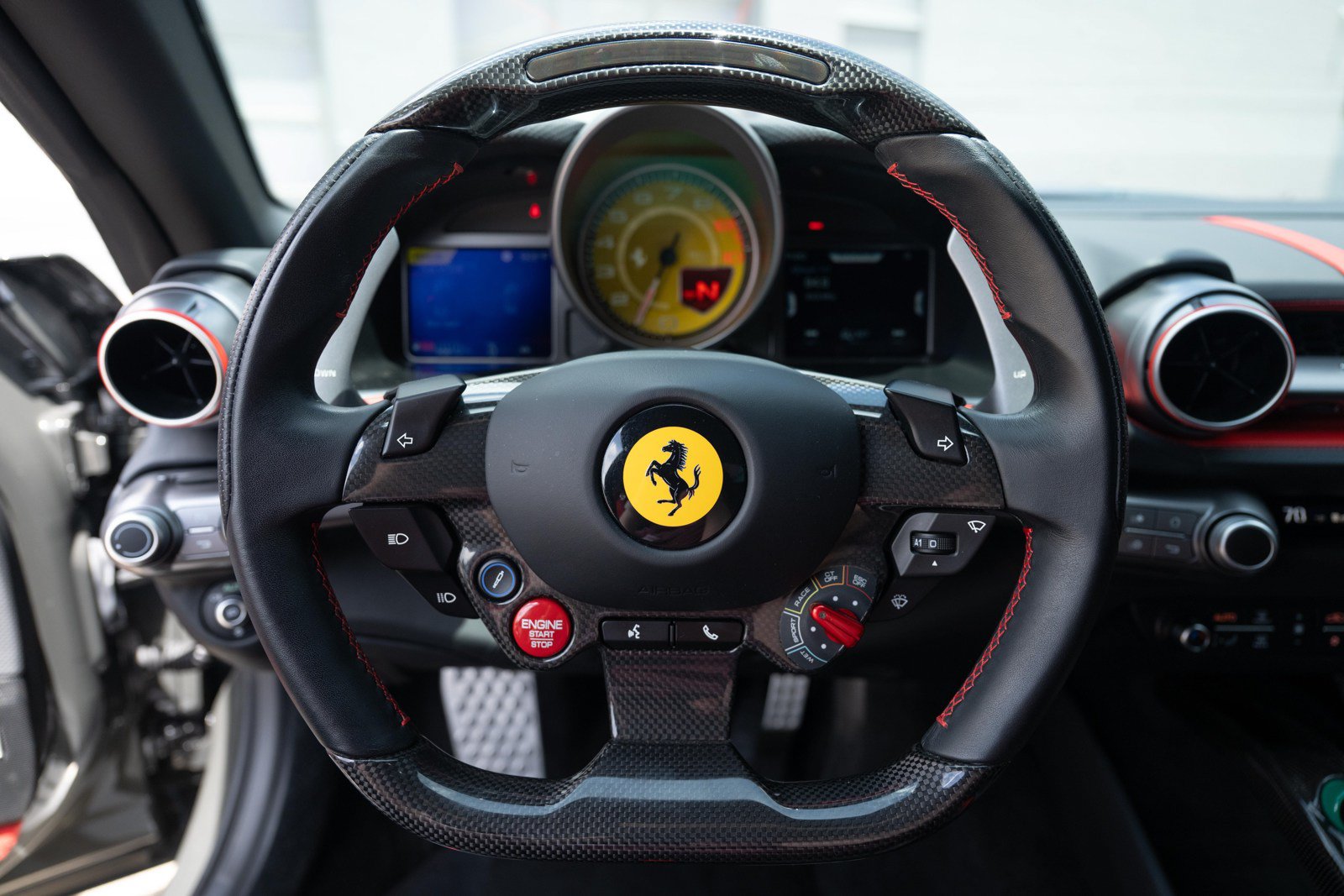 Used 2021 Ferrari 812 GTS RWD image 33